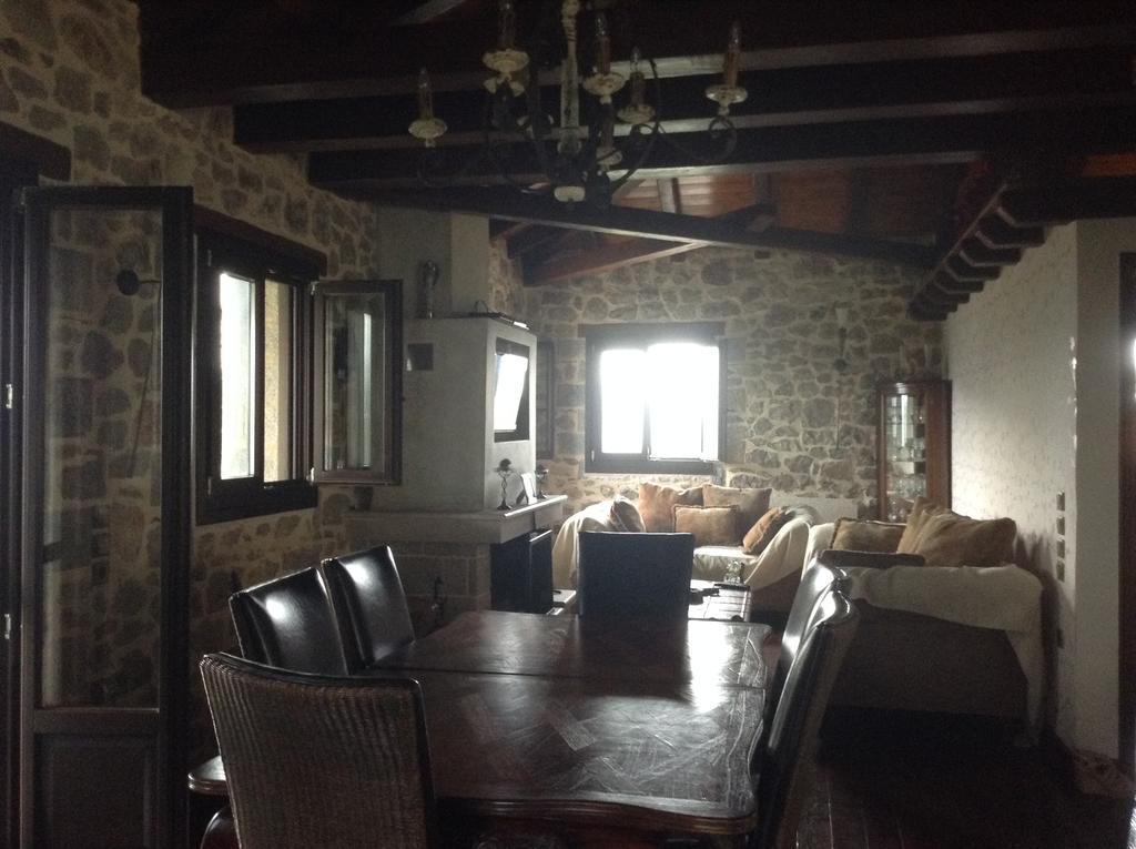 Mountain Villa Graviá المظهر الخارجي الصورة